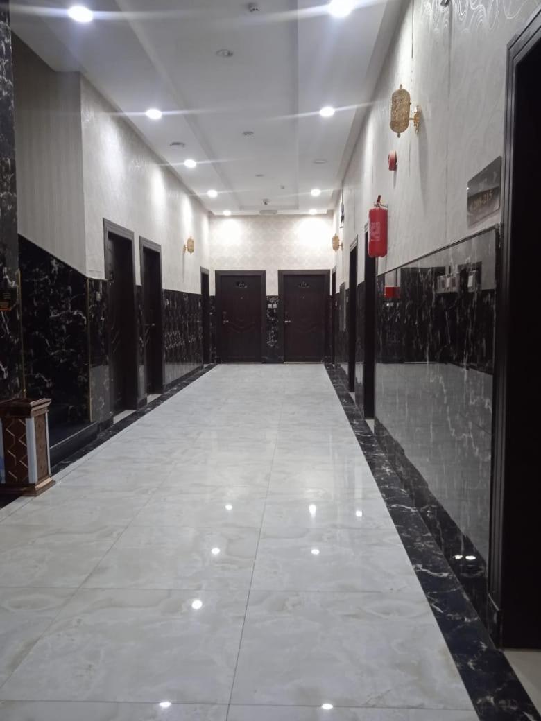 Aparthotel Quiet 7 *